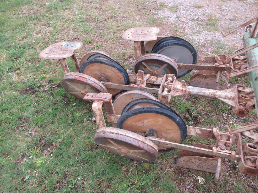 5428 Accord transplanter 3 row small