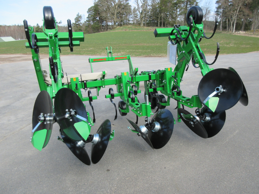 5430 Sfoggia disc ridger for potato 4 row