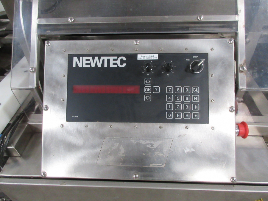 5460 Newtec tray filler NBM61 for punnets