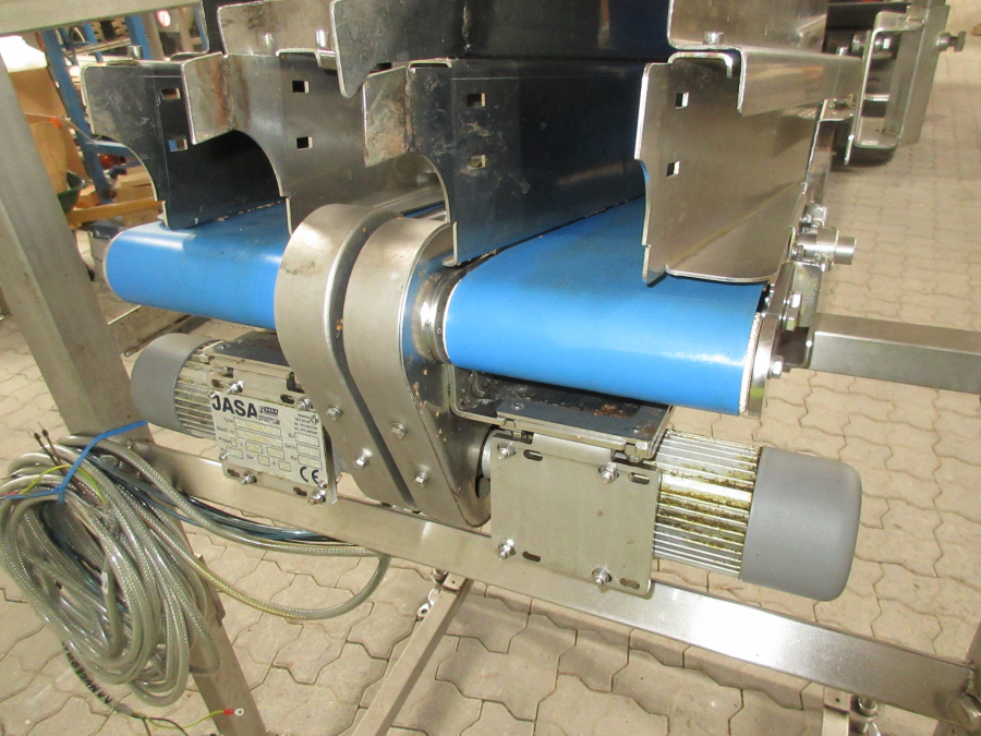 5460 Newtec tray filler NBM61 for punnets