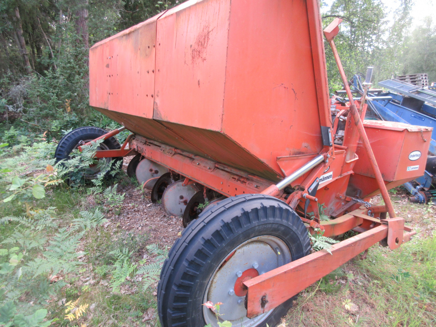 5470 Underhaug UN potato planter 4x85 cm