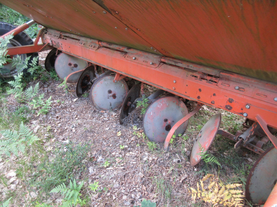5470 Underhaug UN potato planter 4x85 cm