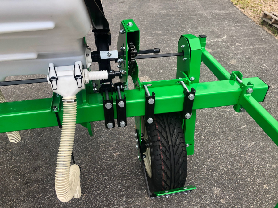 5477 Sfoggia Thema fertilizer unit NEW MACHINE