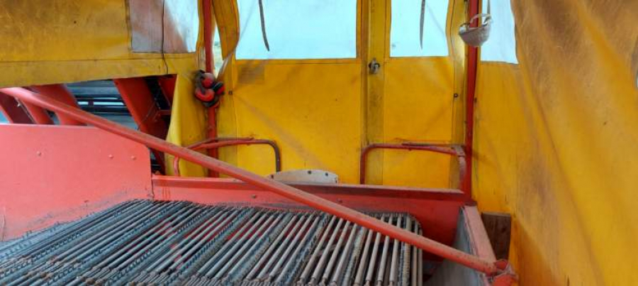 5488 Grimme DL1500 Onion loader