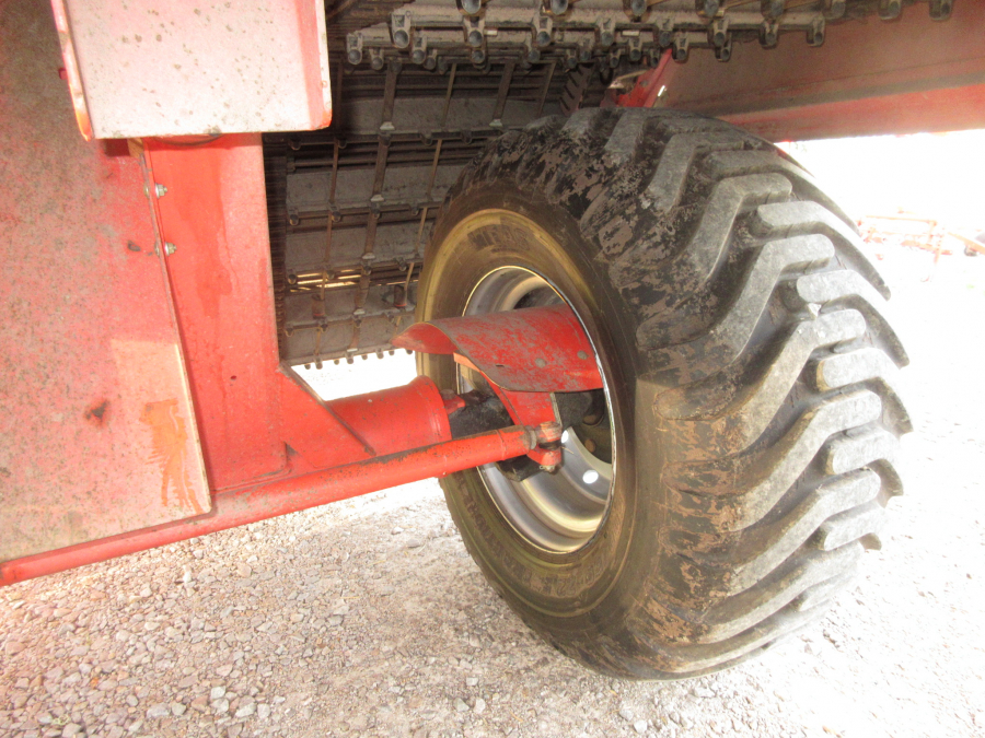 5494 Grimme SE75-40 potato harvester used second hand