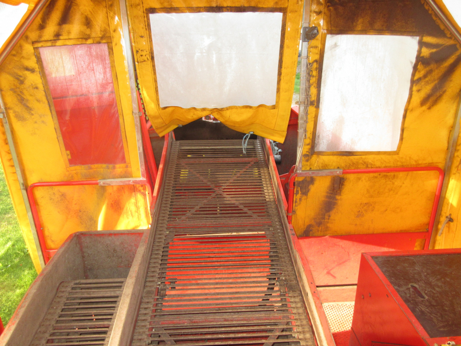 5494 Grimme SE75-40 potato harvester used second hand