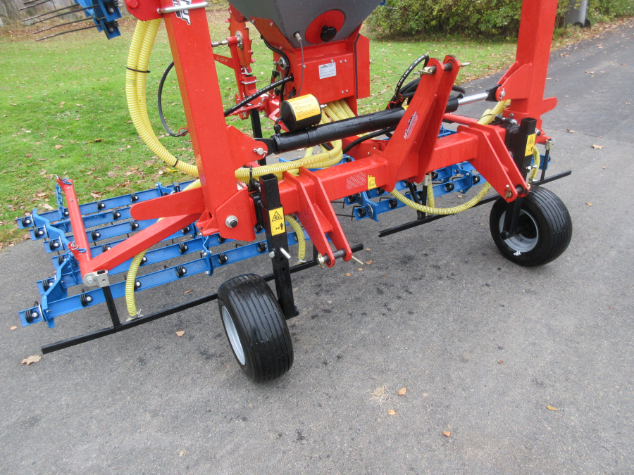 5508 Hatzenbichler weed cultivator 6 m with Air 8 seeder