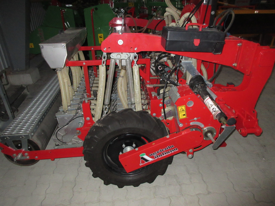 5511 Agricola Italiana AI-640 SNT Sämaschine 