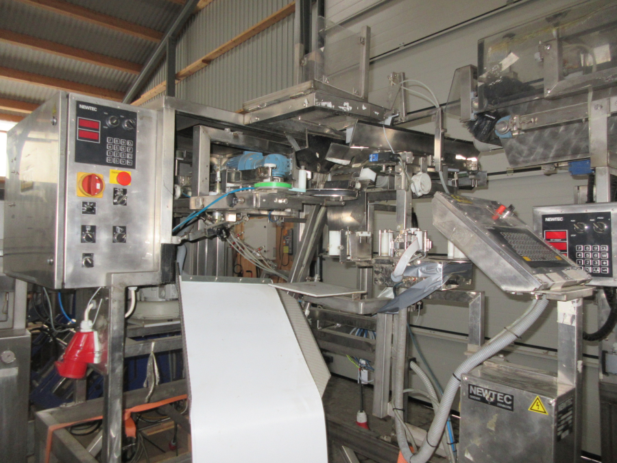 5513 Newtec 2009A apple weigher