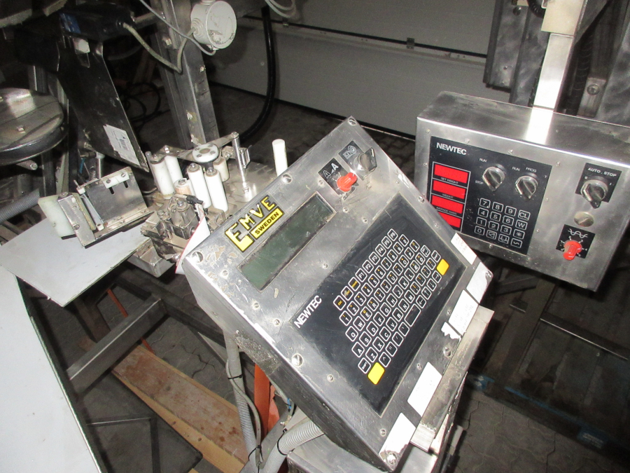 5513 Newtec 2009A apple weigher