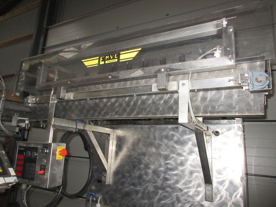5513 Newtec 2009A apple weigher