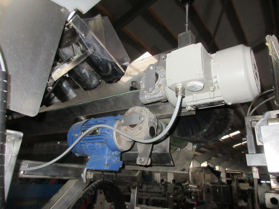 5513 Newtec 2009A apple weigher