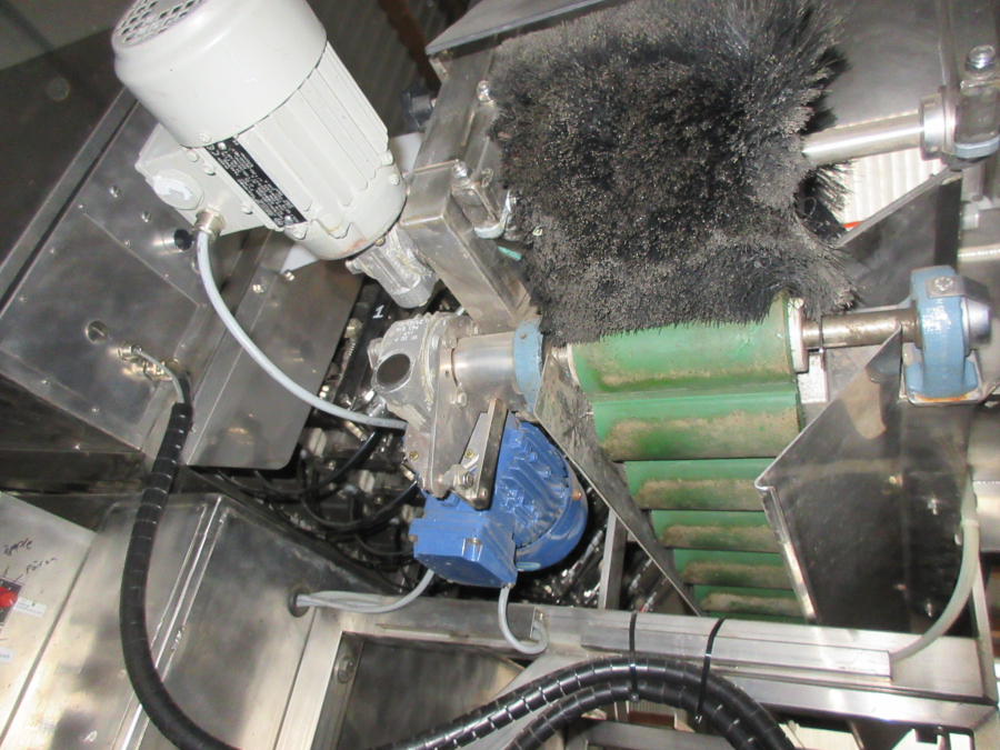 5513 Newtec 2009A apple weigher