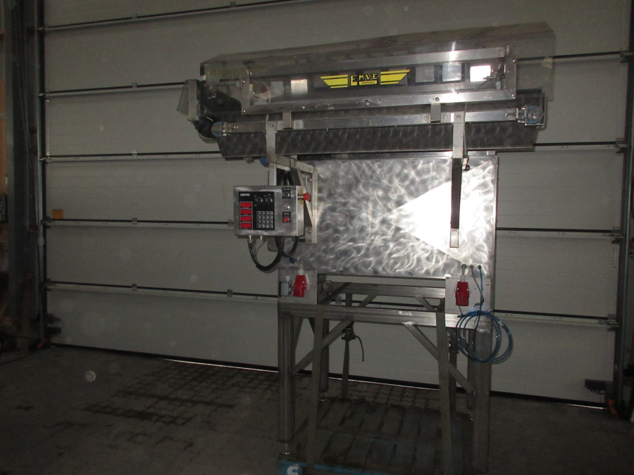 5513 Newtec 2009A apple weigher