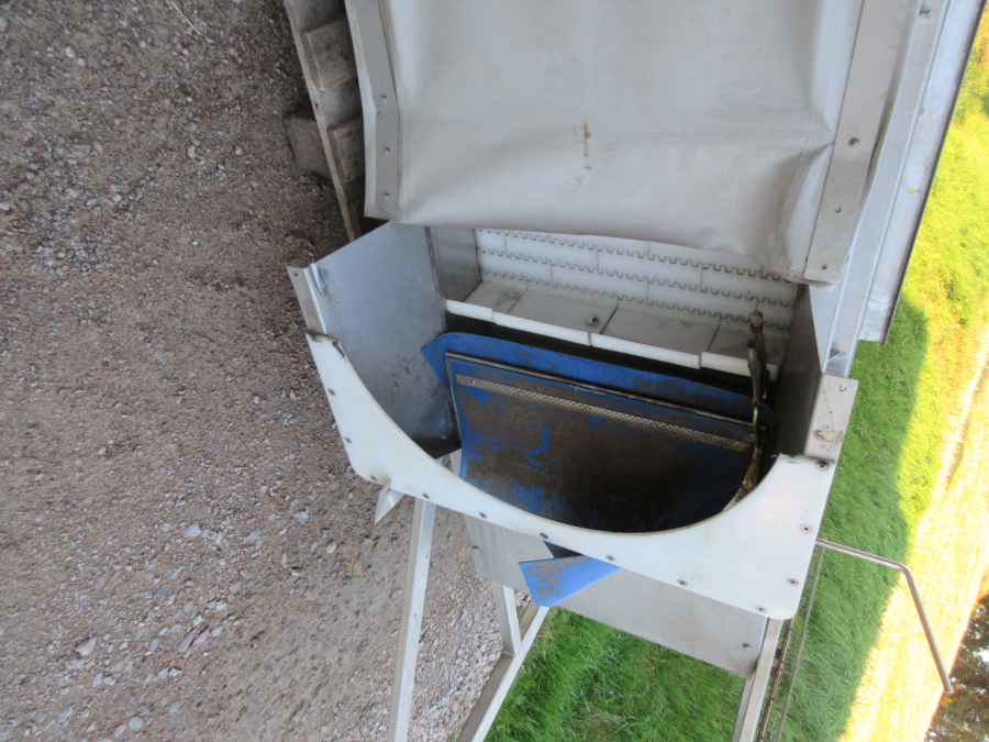 5517 EKKO elevator vertical 3600x600 mm STAINLESS STEEL