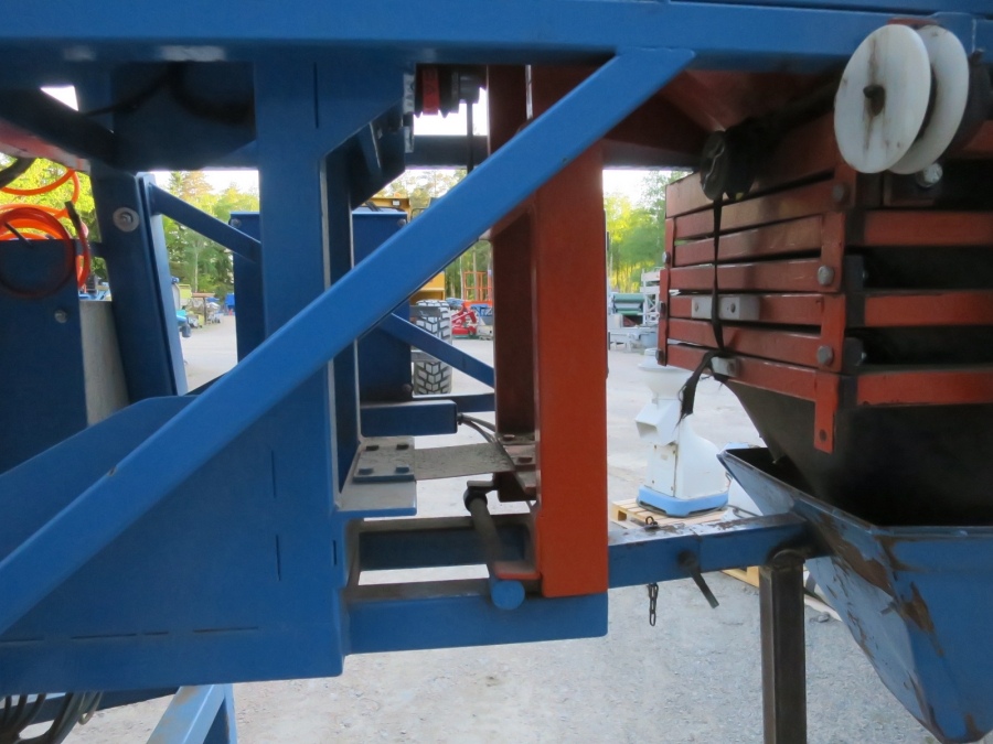 5519 EMVE automatic weigher for carrots, potatoes etc