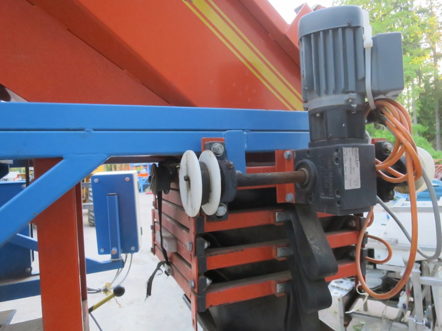 5519 EMVE automatic weigher for carrots, potatoes etc