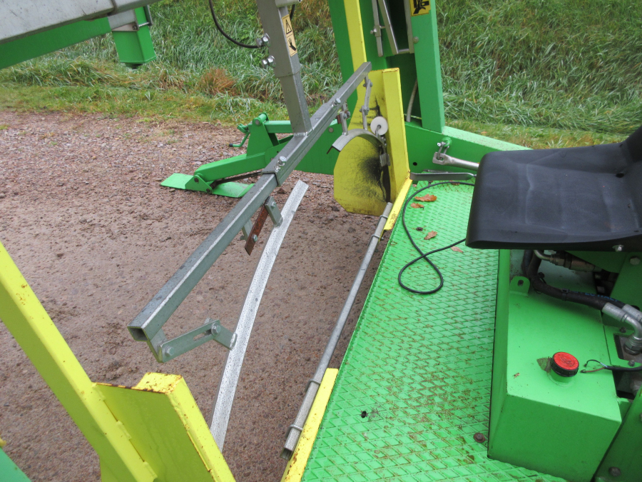 5523 Hortech tunnel mulch layer
