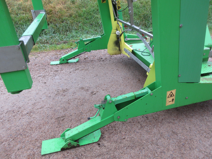 5523 Hortech tunnel mulch layer