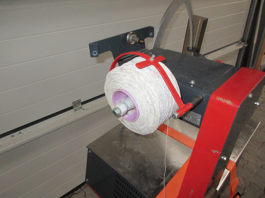 5524 ARC tying / binding bunching machine