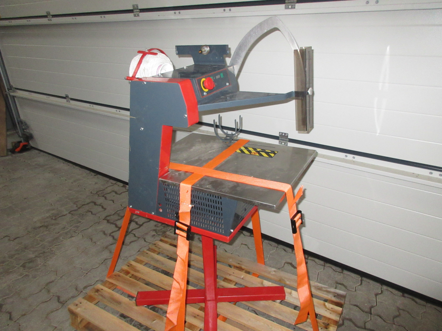5524 ARC tying / binding bunching machine