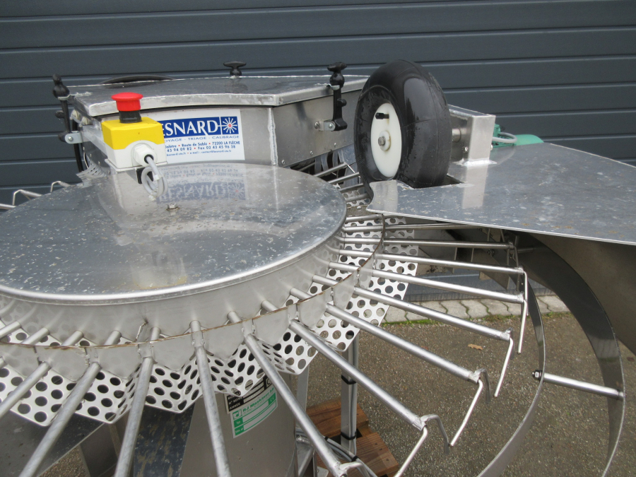 5525 Besnard asparagus washer / grader