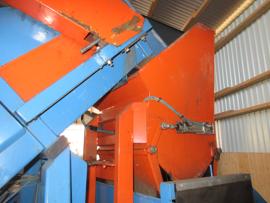 5534 EMVE weigher box / octabin filler