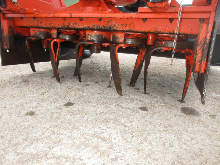 5544 EMY bed former with power harrow