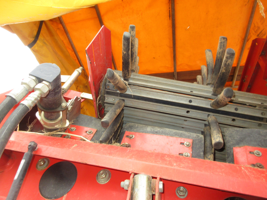 5547 Grimme SE75-30 potato harvester