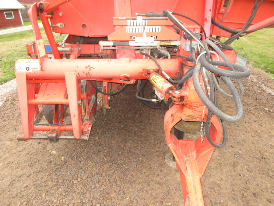 5547 Grimme SE75-30 potato harvester