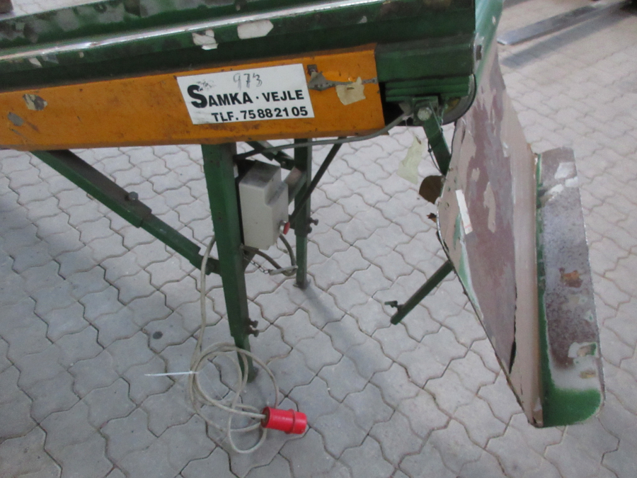 5575 Samka bag conveyor 2500x350 mm