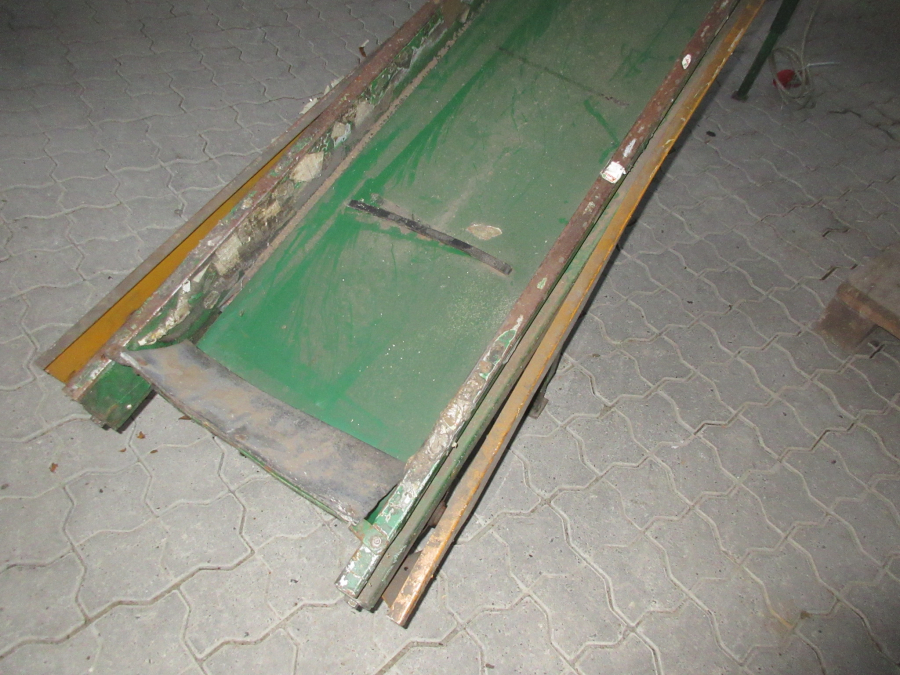 5575 Samka bag conveyor 2500x350 mm