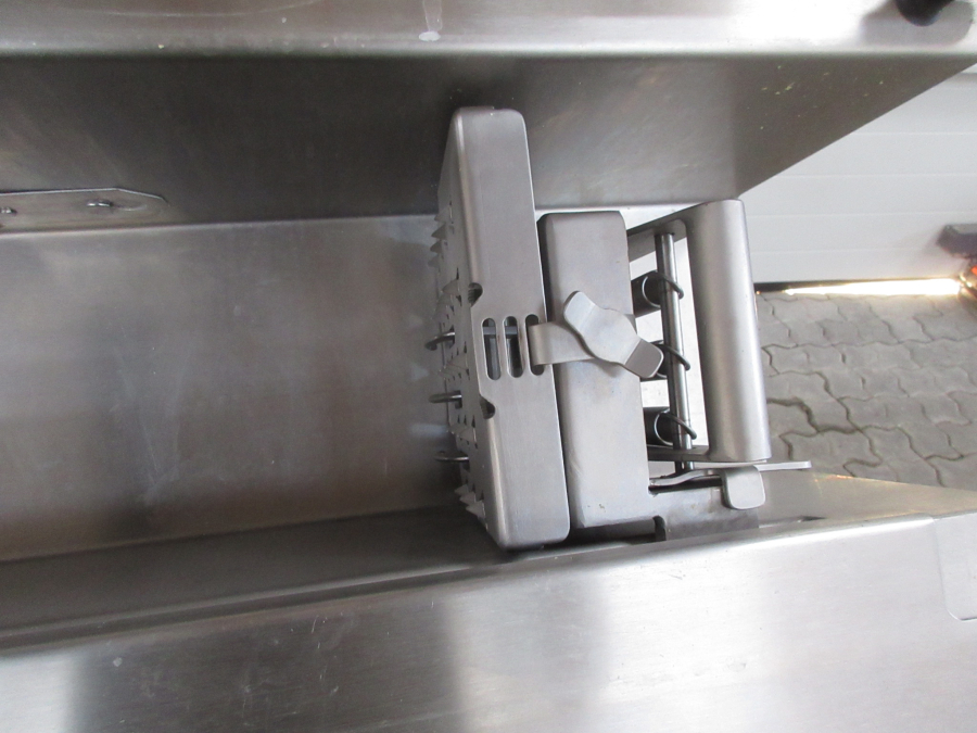 5579 Treif Puma CE Cutter