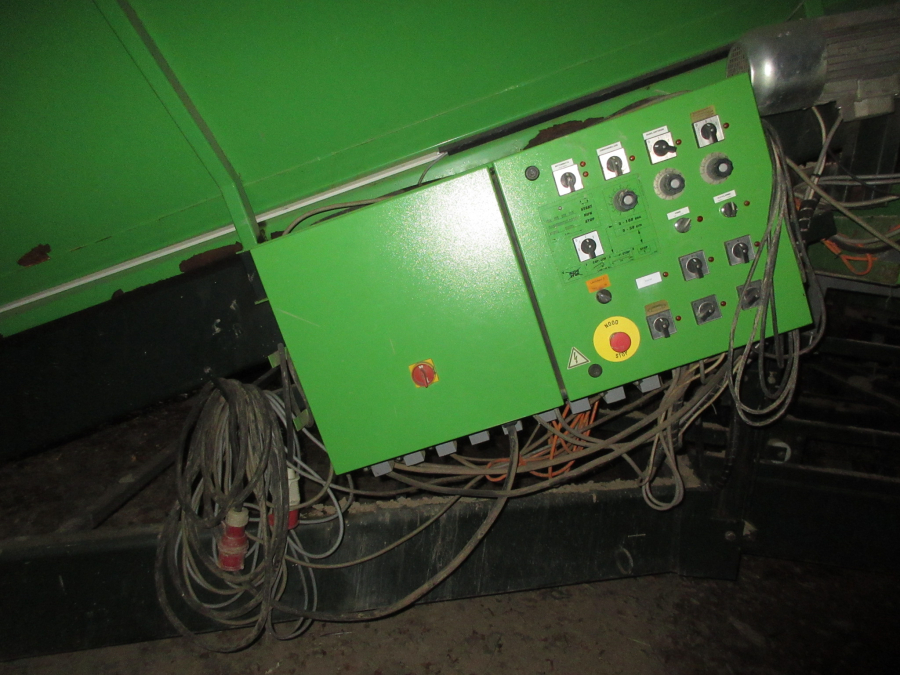 5610 Miedema SB1151 receiving hopper