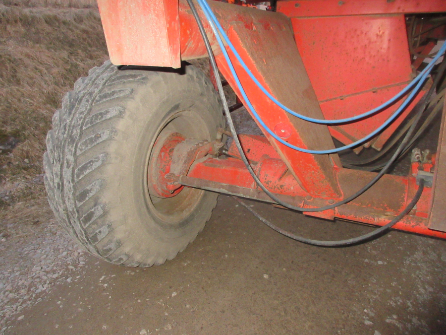 5611 Grimme SE75-40 potato harvester