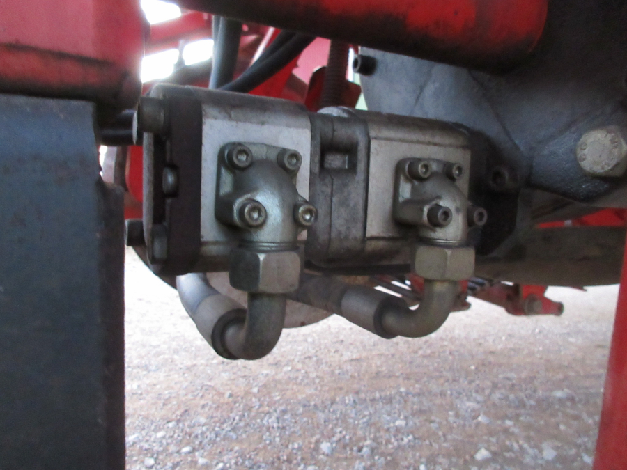 5611 Grimme SE75-40 potato harvester