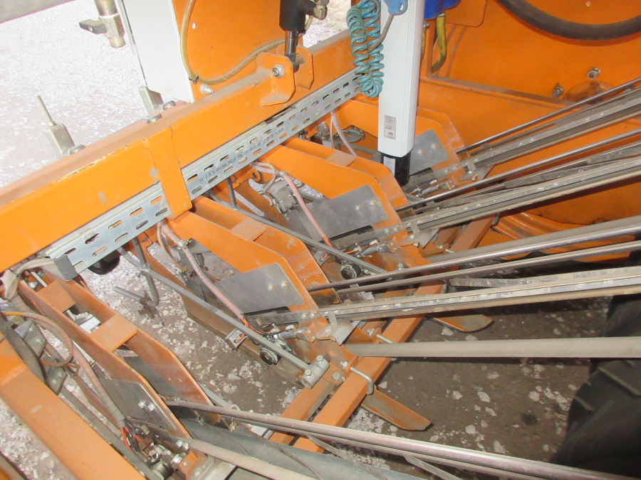 5615 Regero Pflanzmaschine 4 Reihe