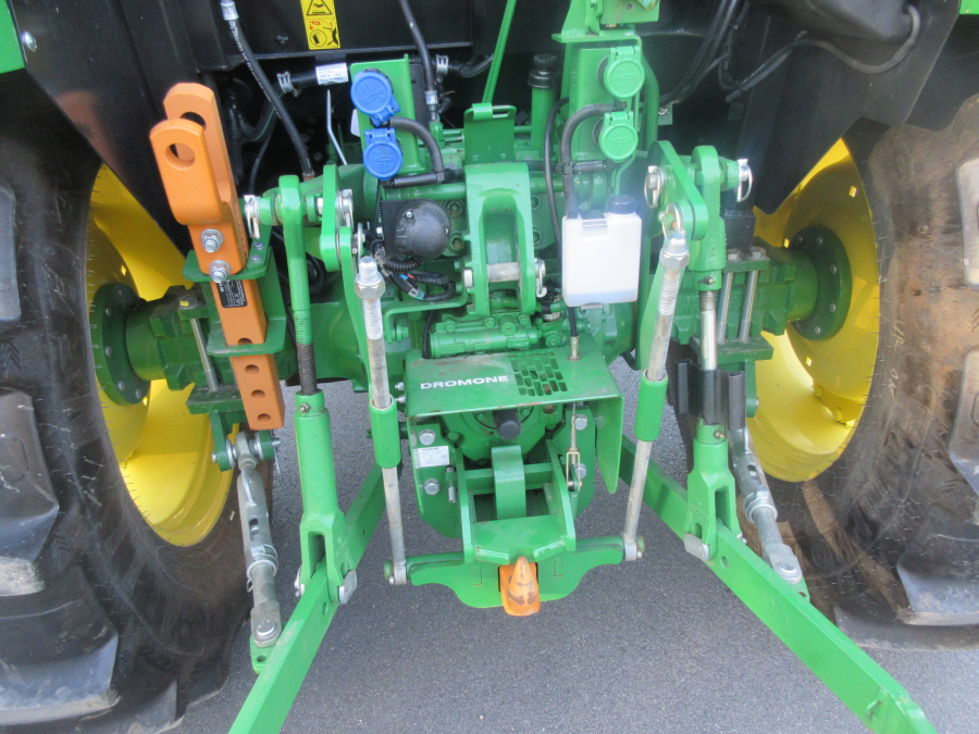 5619 John Deere 5075E tractor for export with front loader