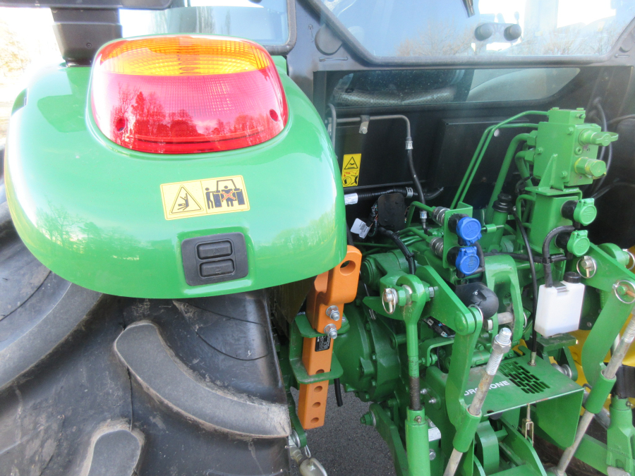 5619 John Deere 5075E tractor for export with front loader