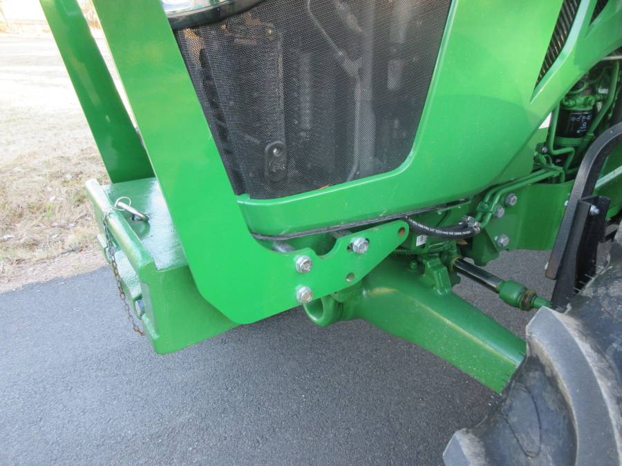 5619 John Deere 5075E tractor for export with front loader
