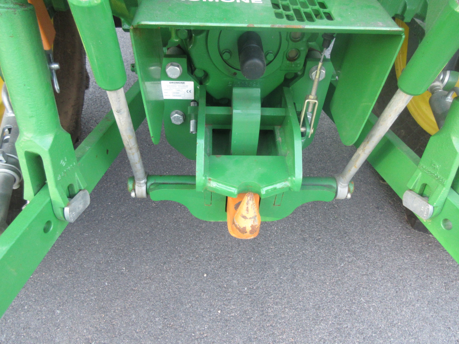 5619 John Deere 5075E tractor for export with front loader