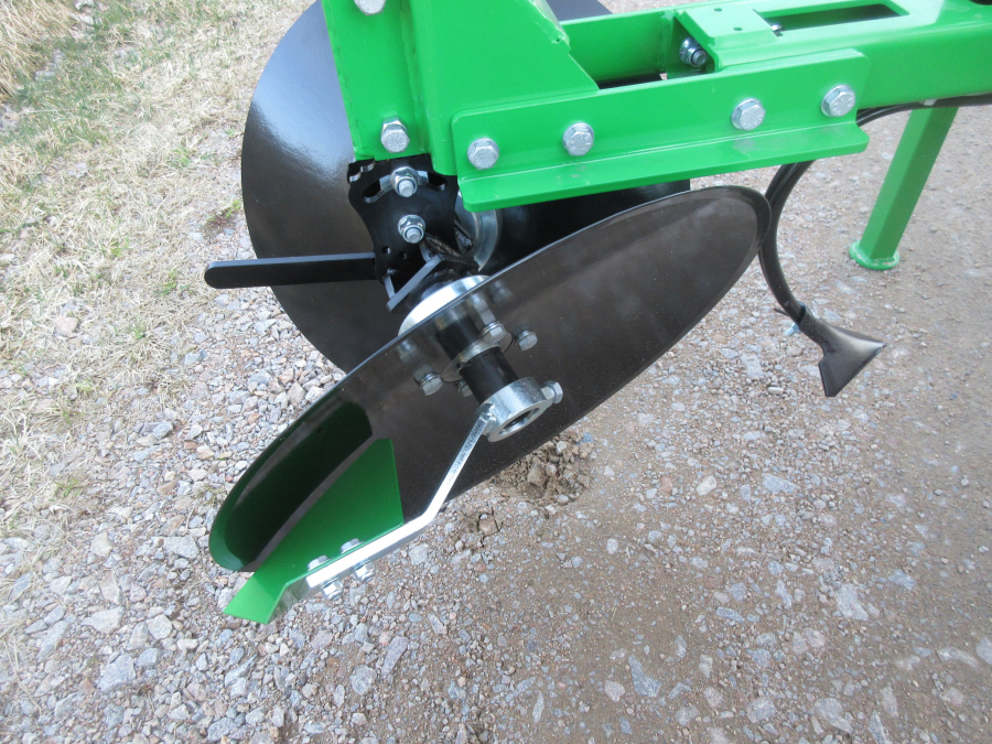 5630 Sfoggia disc ridger for potato 2 row