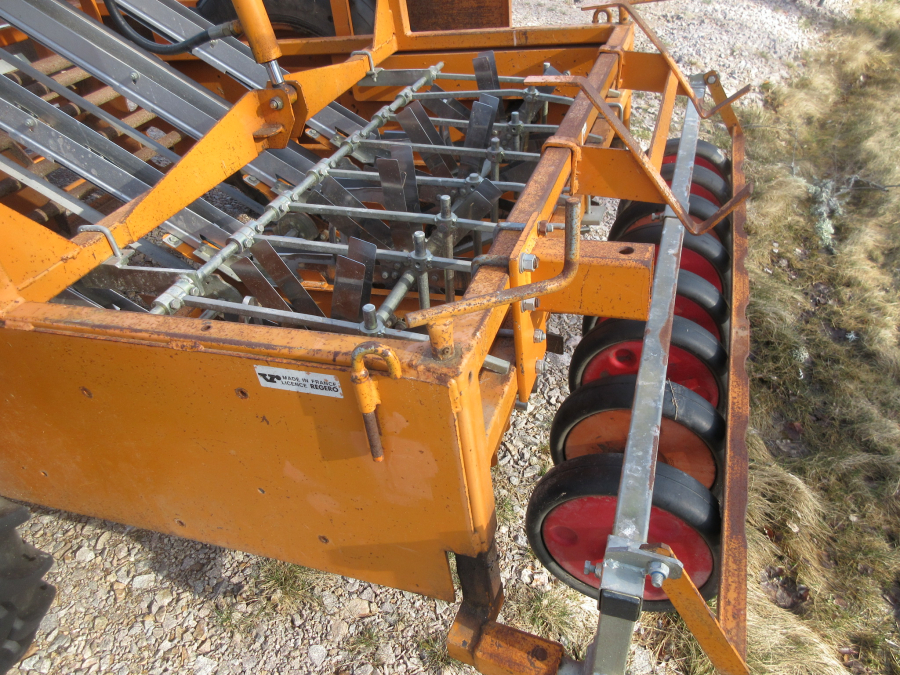 5631 Regero transplanter belt planter R907 3/4 row