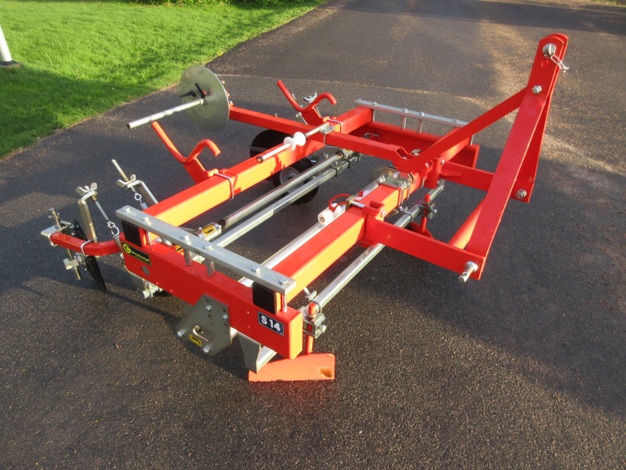 5650 Checchi & Magli plastic film placing machine