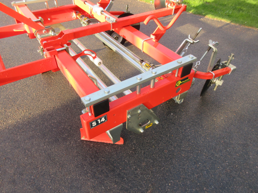 5650 Checchi & Magli plastic film placing machine
