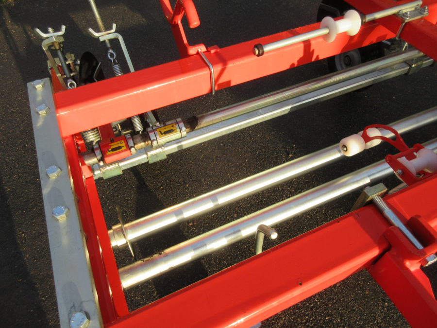 5650 Checchi & Magli plastic film placing machine