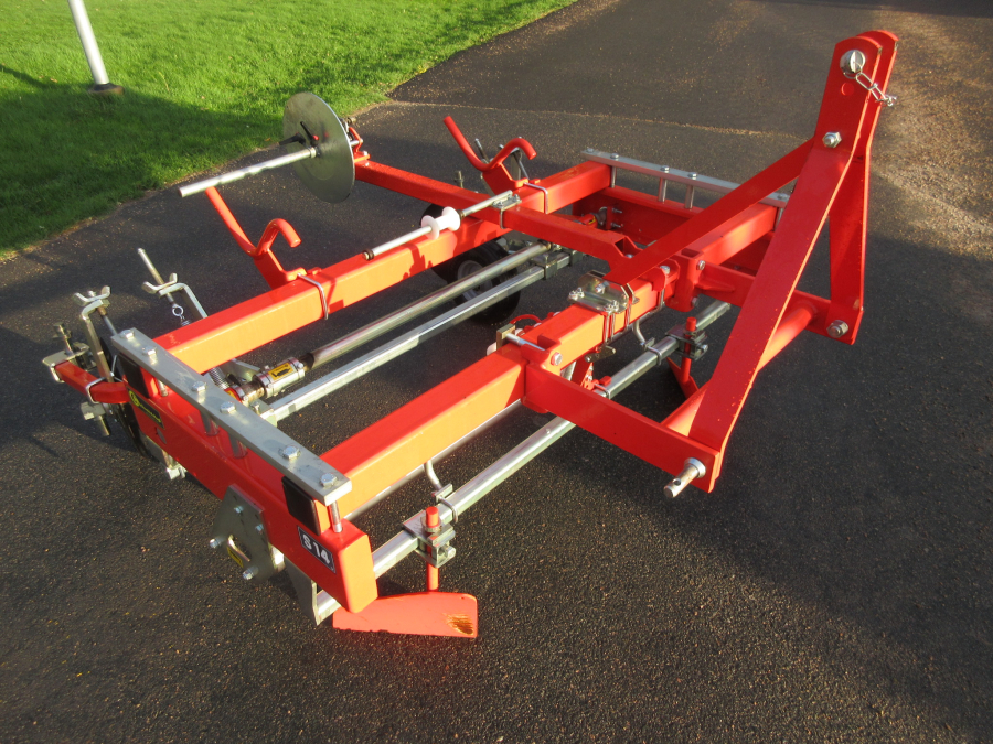 5650 Checchi & Magli plastic film placing machine