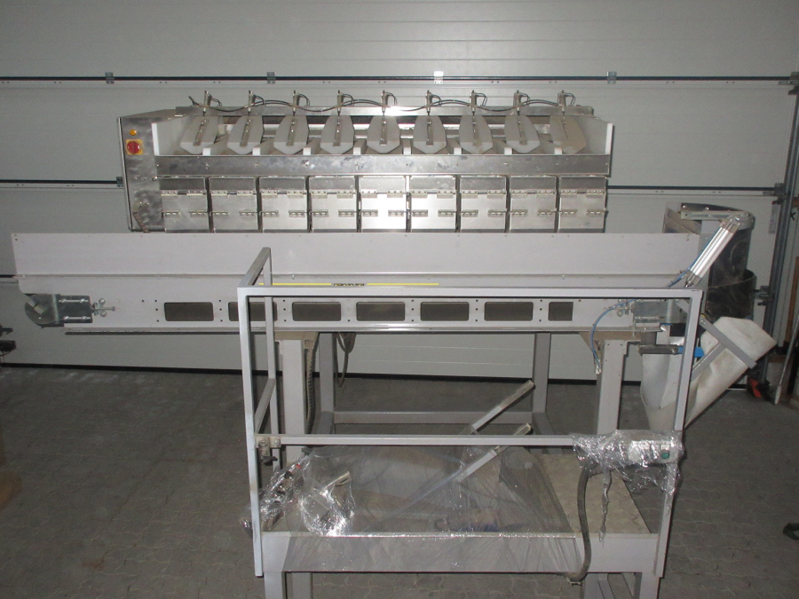 5655 Newtec 2009XB weigher for carrots and potato