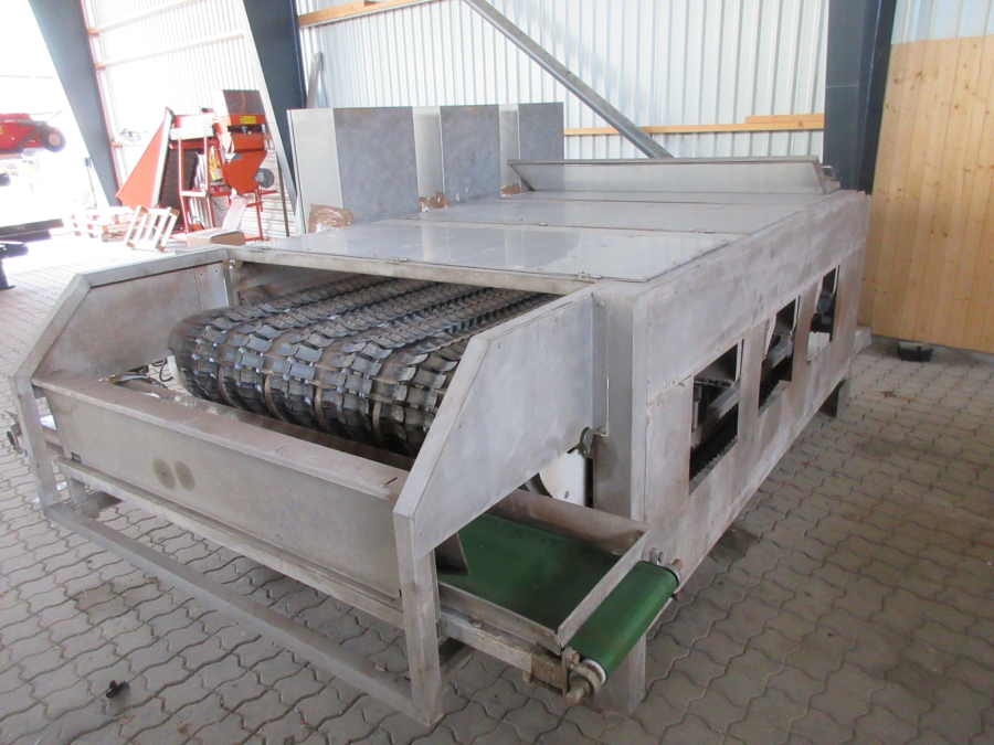 5659 Newtec celox optical sorter for carrots