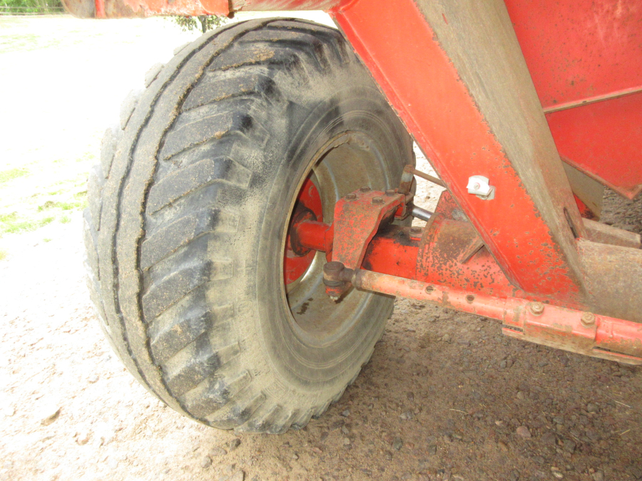 5669 Grimme SE75-40 potato harvester